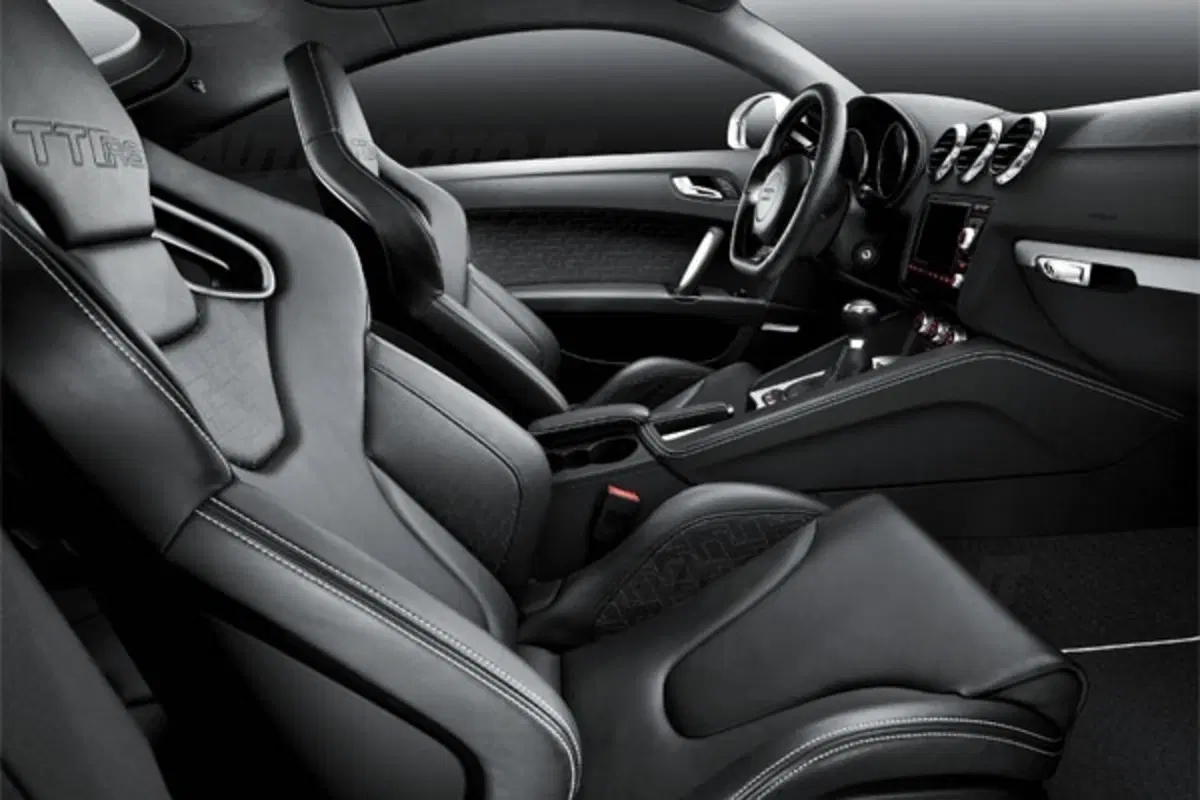 Audi TT RS (23)