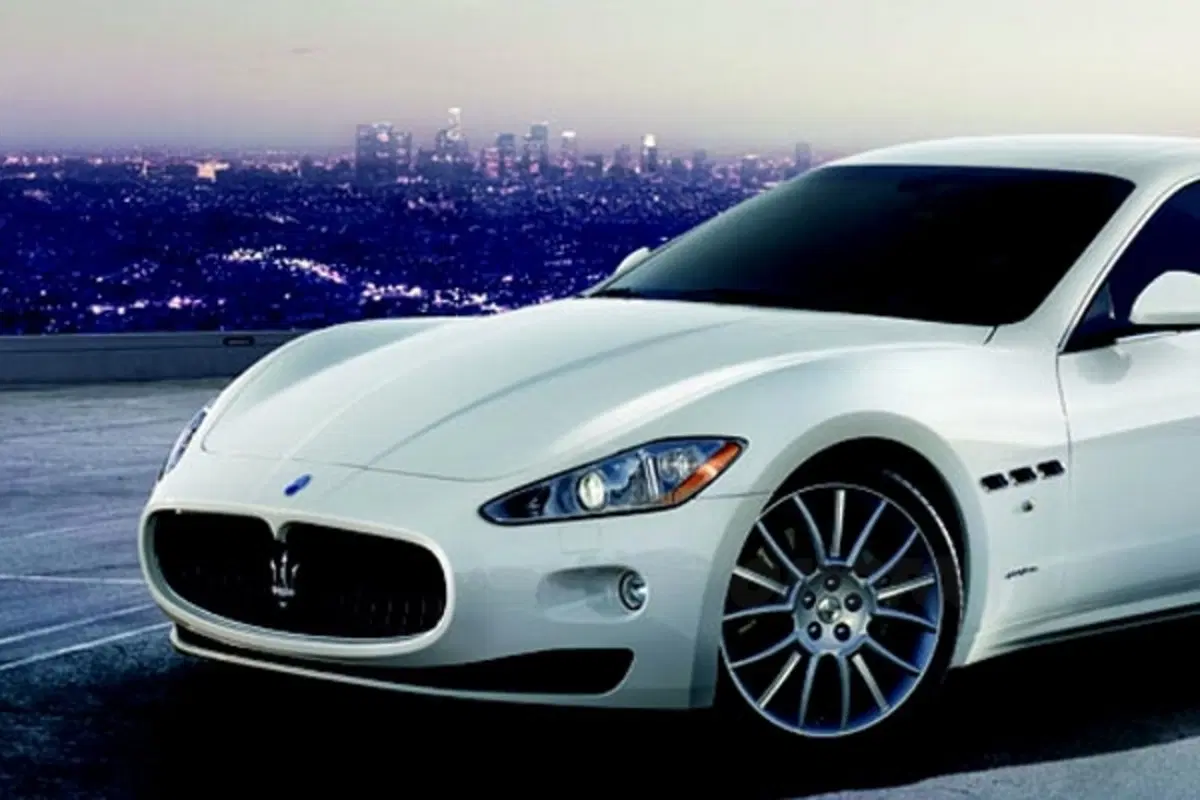 Maserati Granturismo S automatica (3)