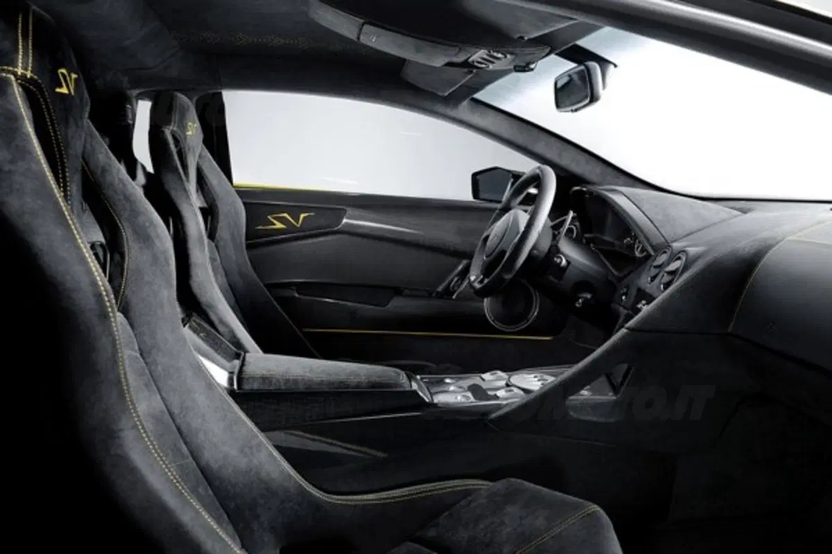 Lamborghini LP 670-4 SuperVeloce (3)