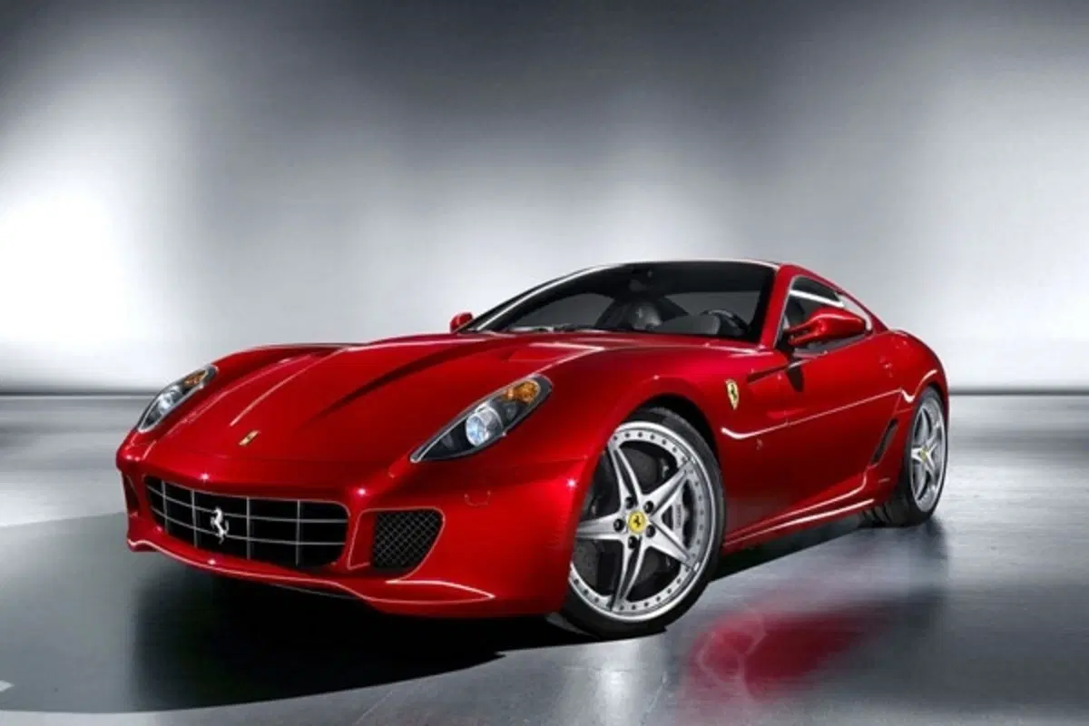 Ferrari 599 GTB Fiorano HGTE (2)
