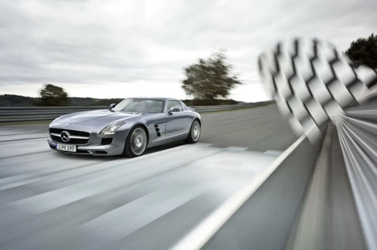 Mercedes SLS AMG