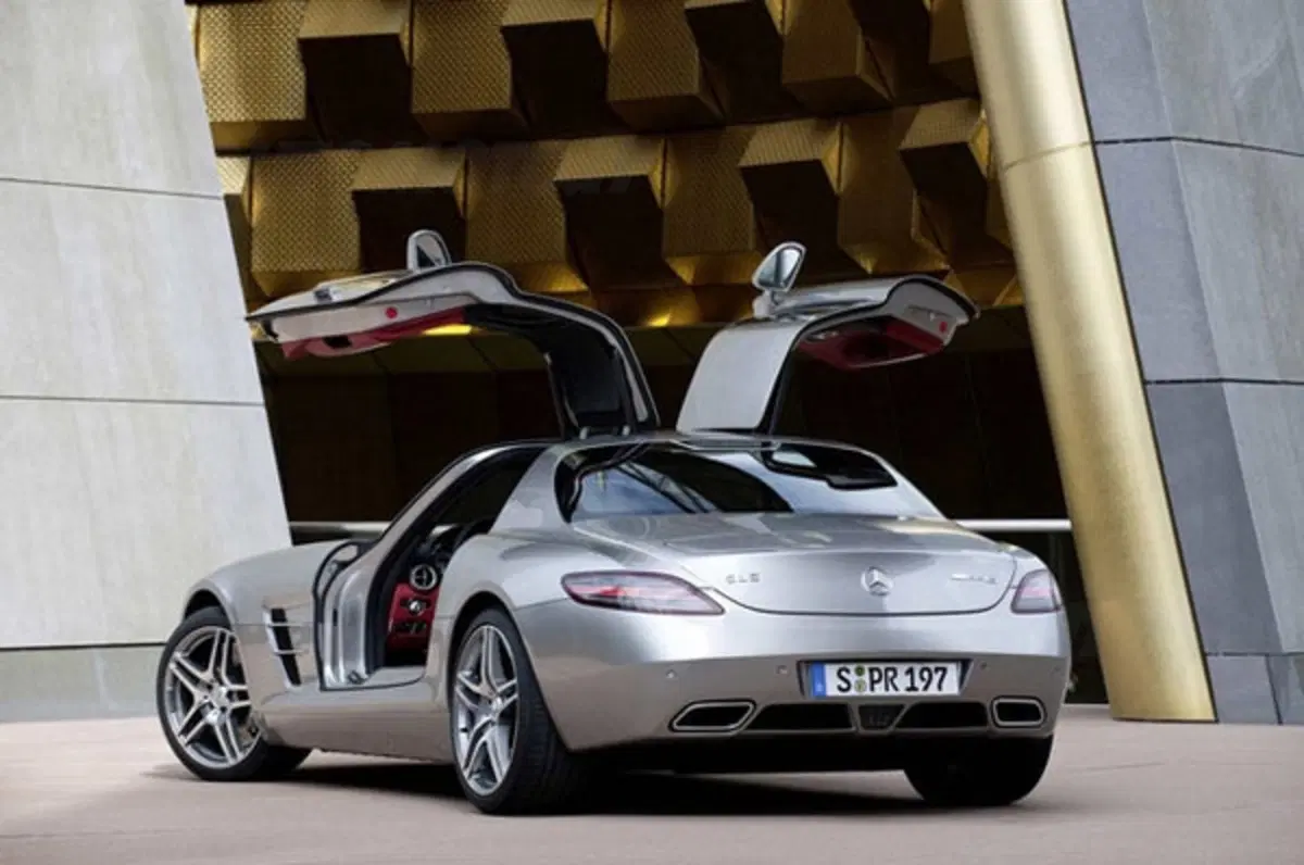 Mercedes SLS AMG (10)