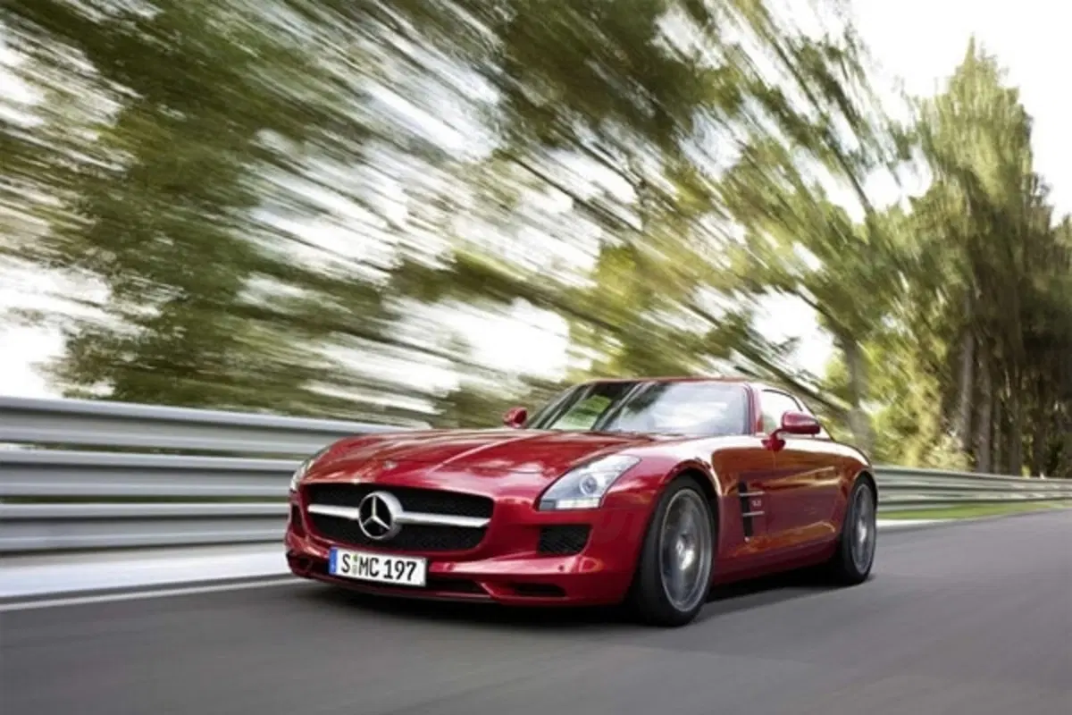 Mercedes SLS AMG (30)