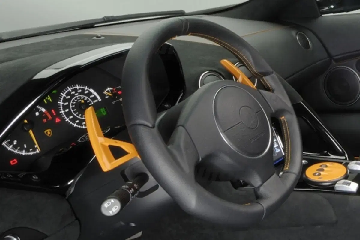 Lamborghini Murciélago LP 650-4 Roadster (8)