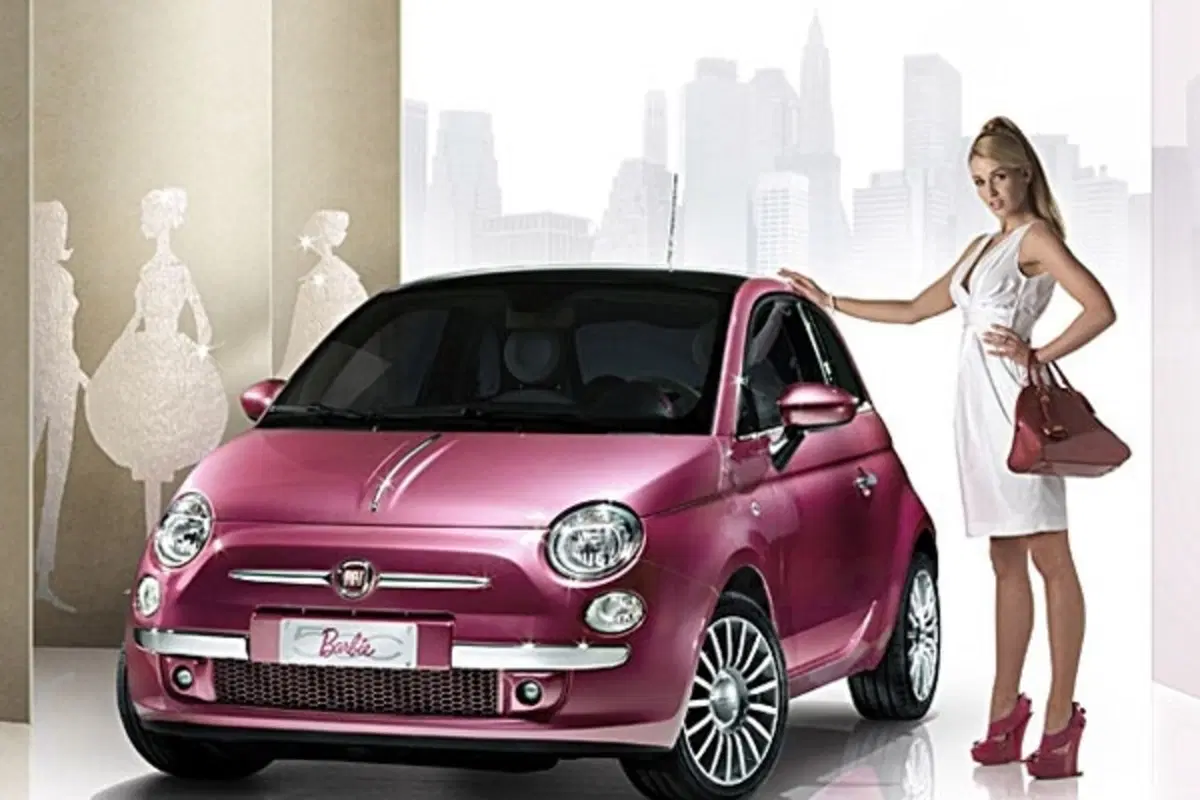 Fiat 500 Barbie (4)