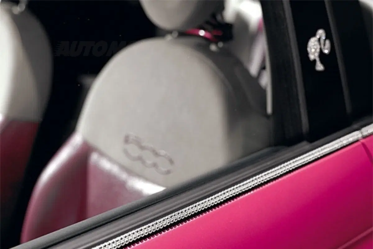 Fiat 500 Barbie (8)