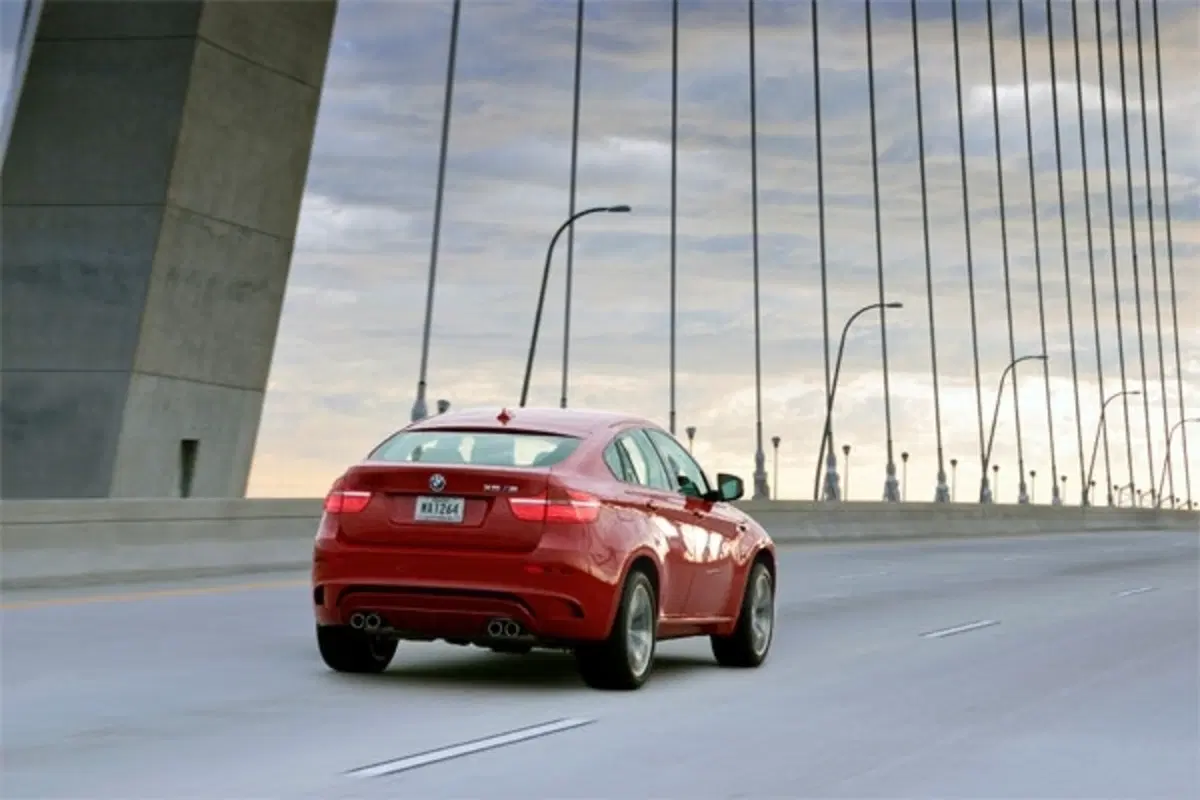 BMW X6 M (2)