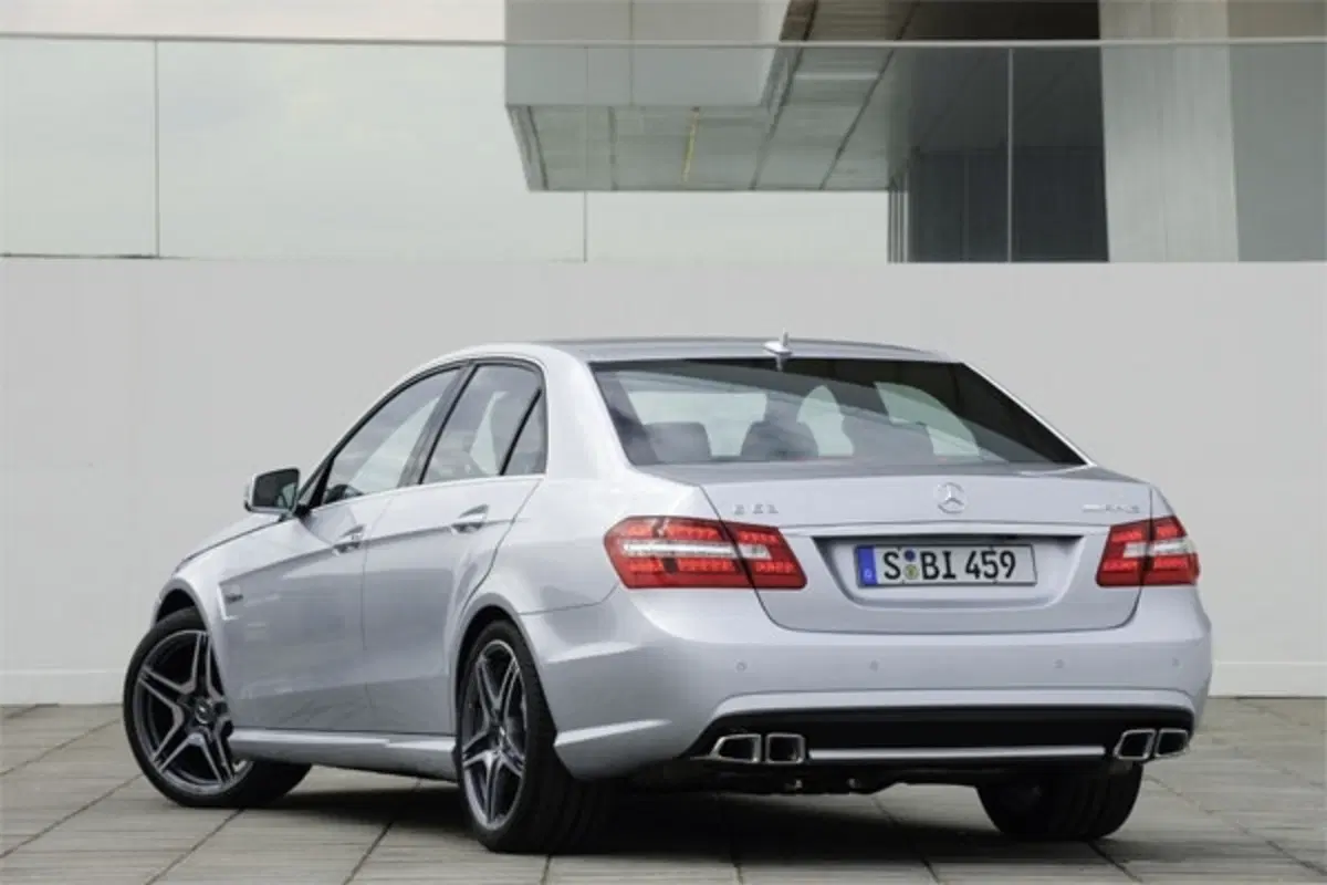 Mercedes Classe E 63 AMG (7)