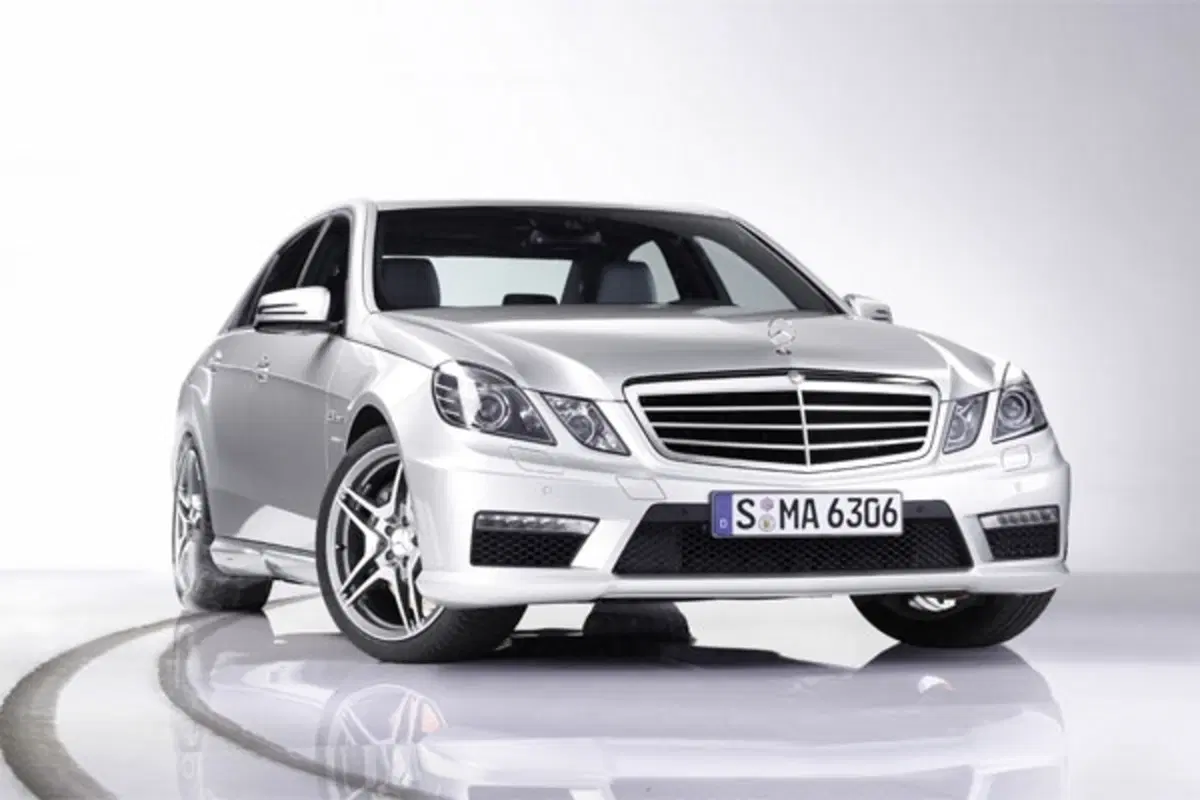 Mercedes Classe E 63 AMG (8)