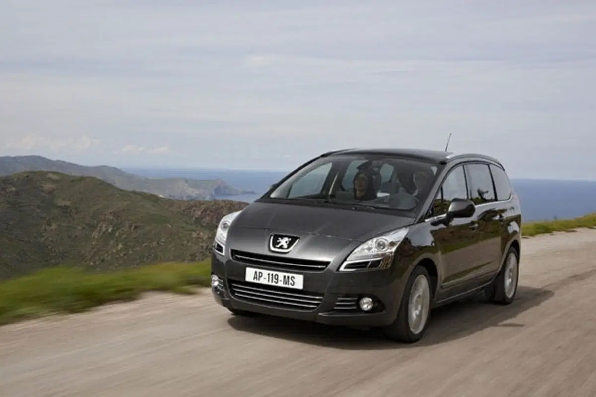 Peugeot 5008 (4)