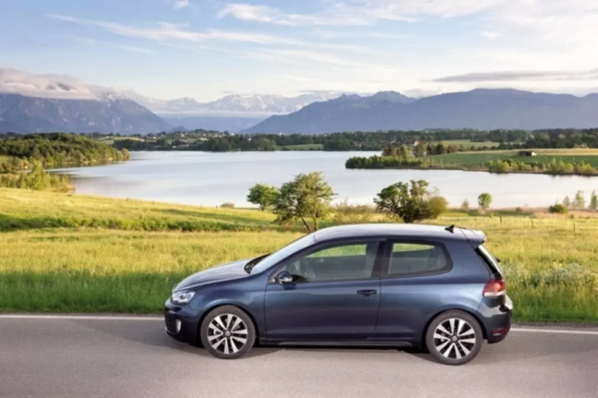 Volkswagen Golf VI GTD (21)
