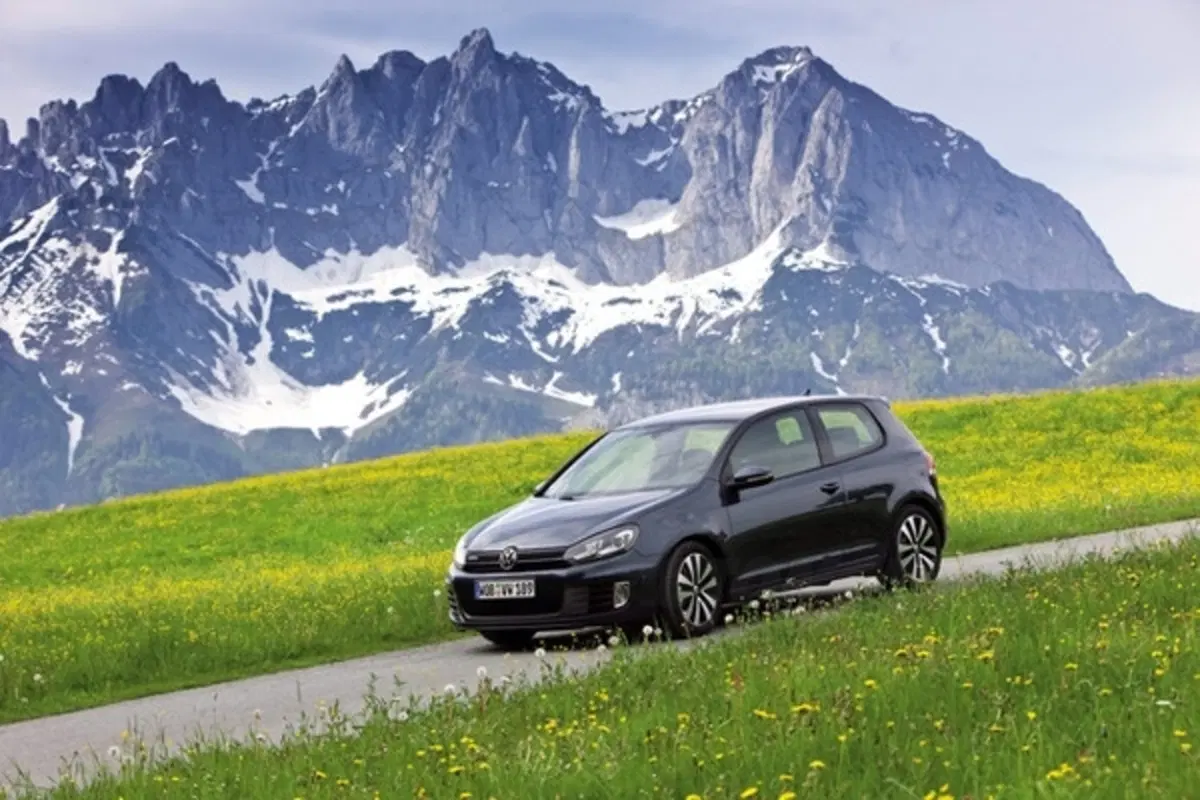Volkswagen Golf VI GTD (26)