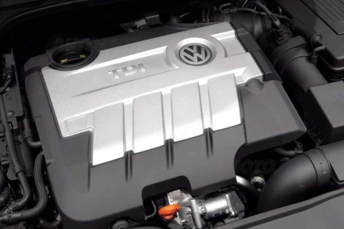 Volkswagen Golf VI GTD (33)