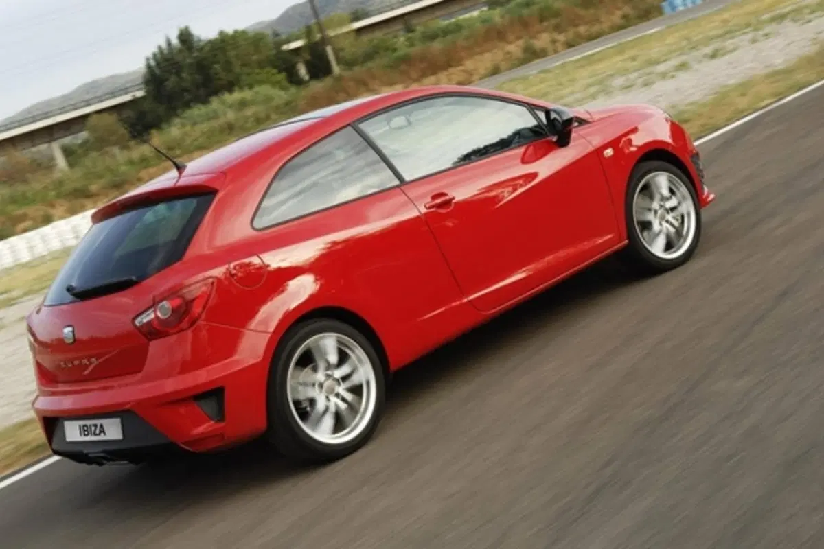 Seat Ibiza Cupra (7)