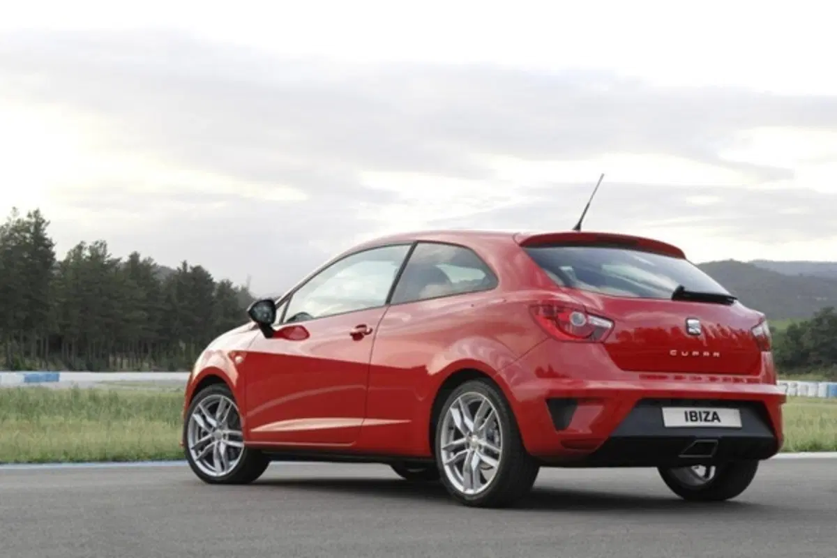Seat Ibiza Cupra (9)