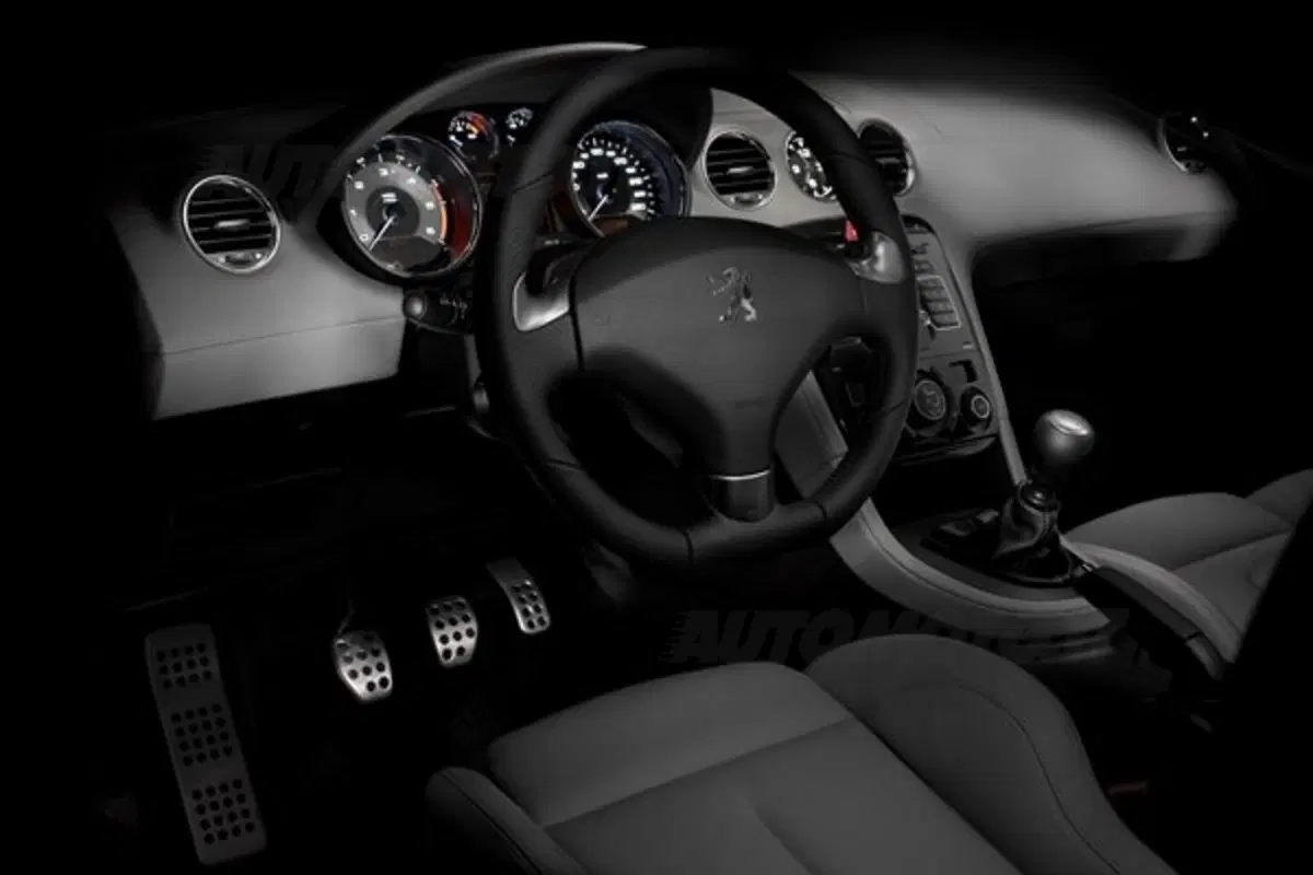 Peugeot RCZ (16)