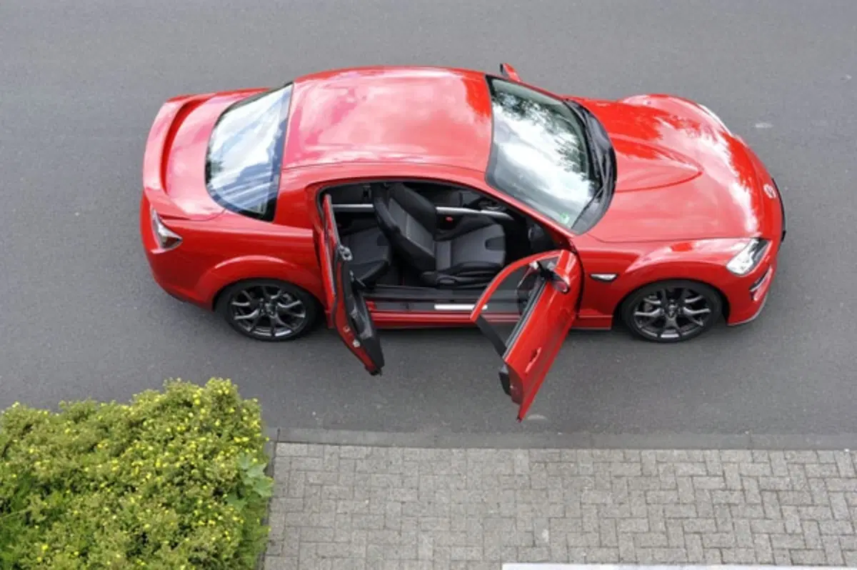 Mazda RX-8 restyling (22)