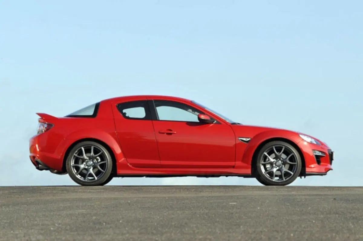 Mazda RX-8 restyling (24)