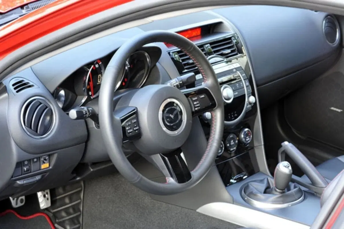 Mazda RX-8 restyling (31)