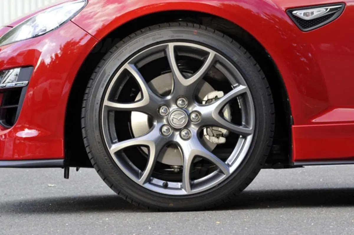 Mazda RX-8 restyling (34)