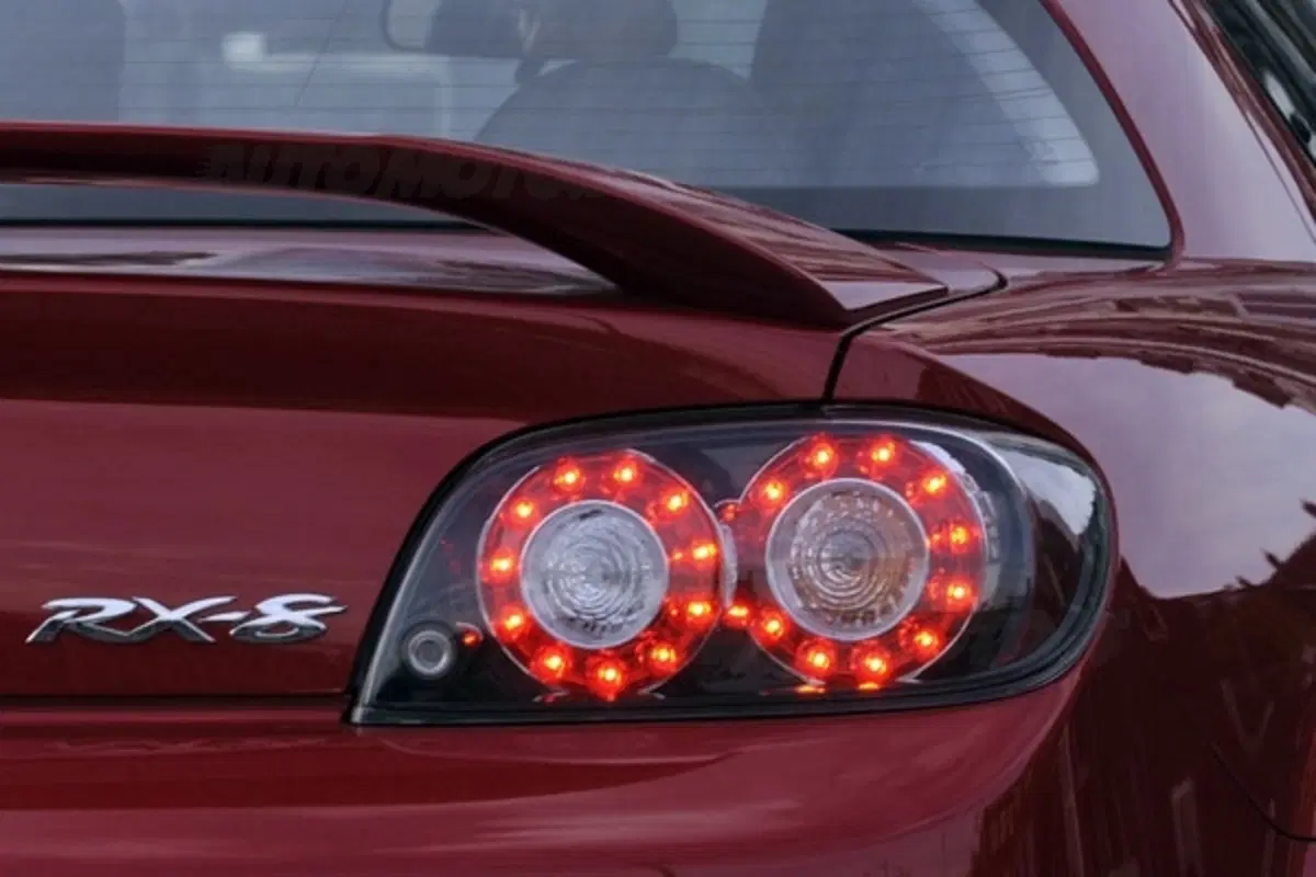 Mazda RX-8 restyling (38)