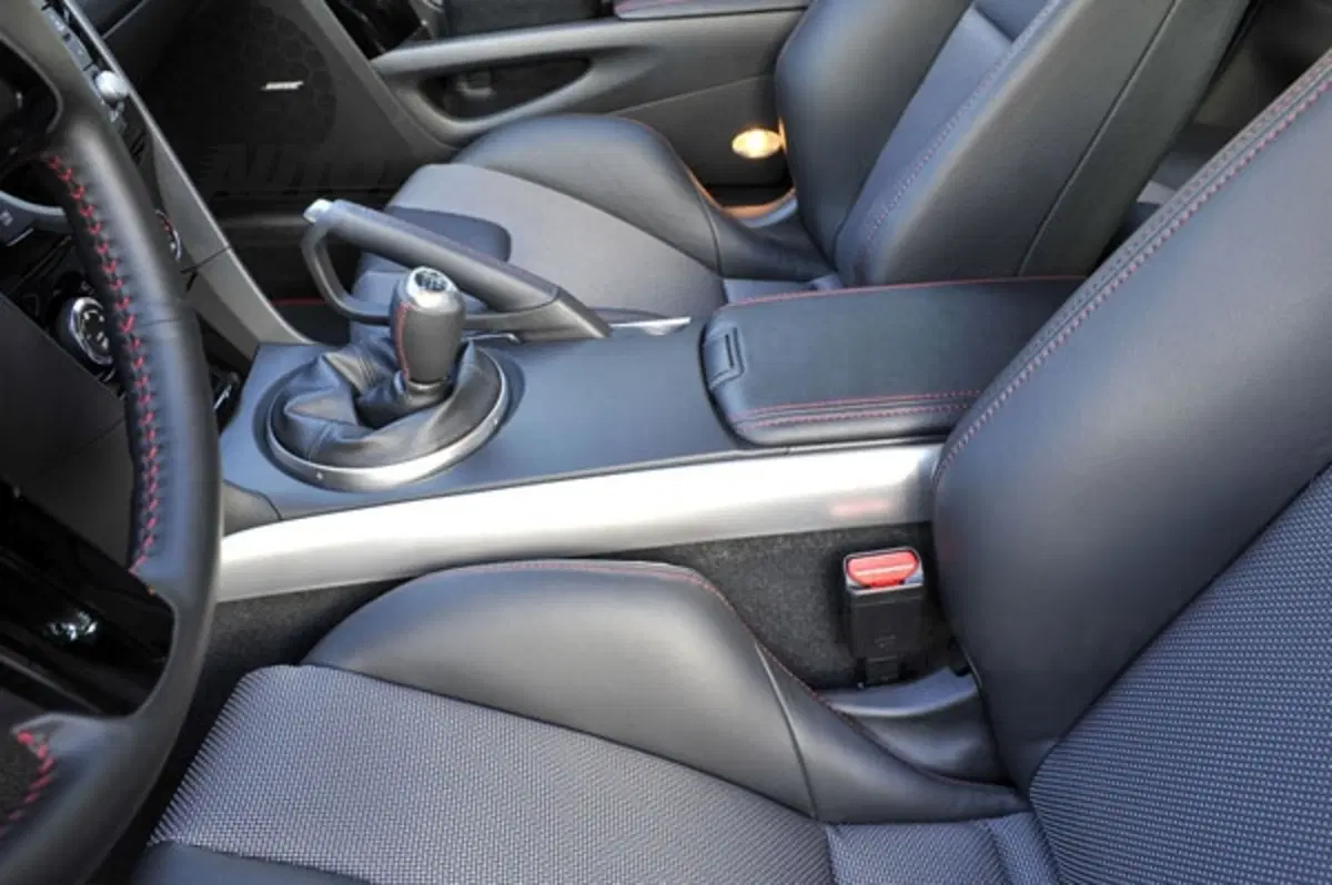 Mazda RX-8 restyling (47)