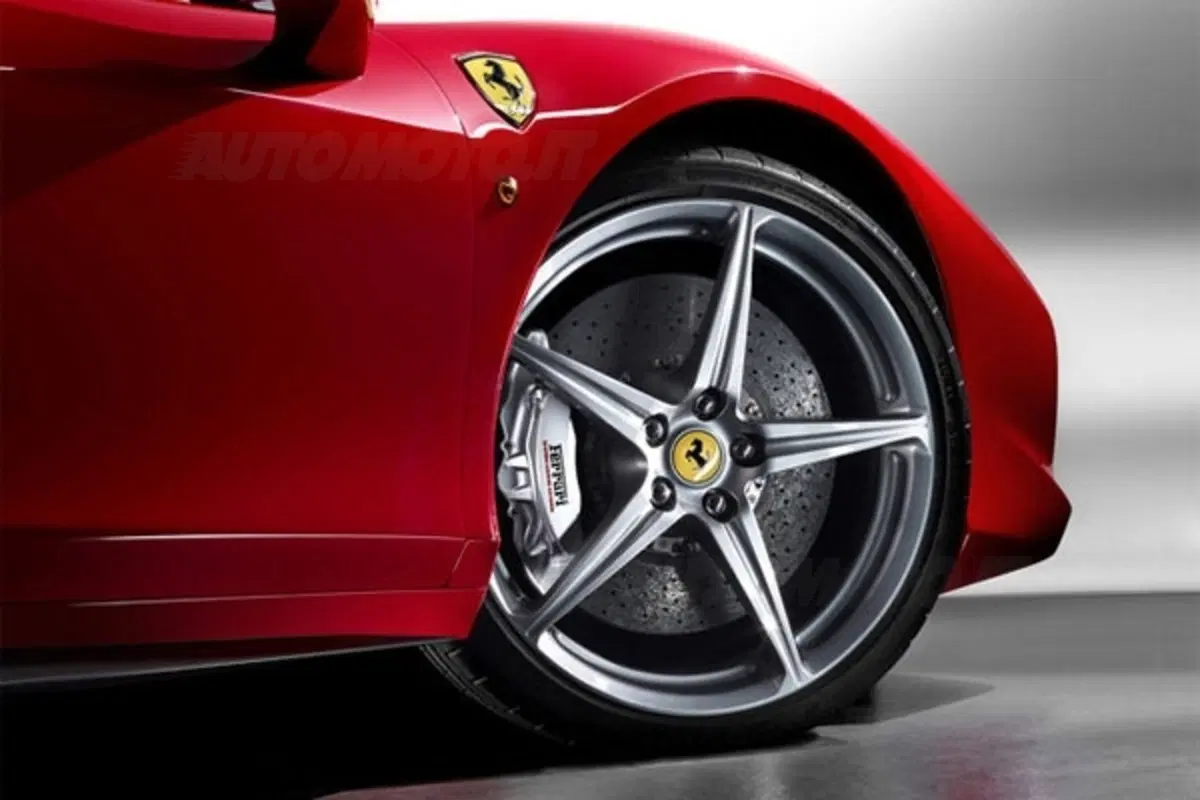 Ferrari 458 Italia (8)