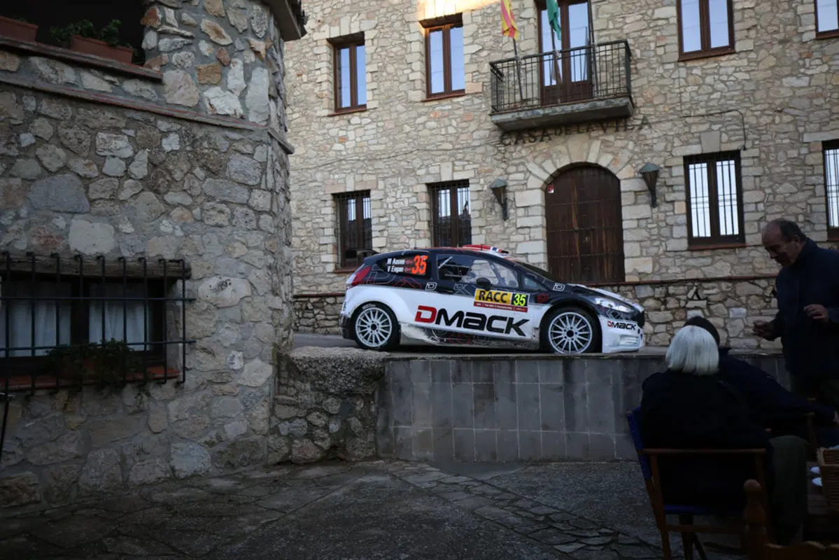 WRC16 Spagna. Alla fine riecco sputare Ogier (Volkswagen) (4)