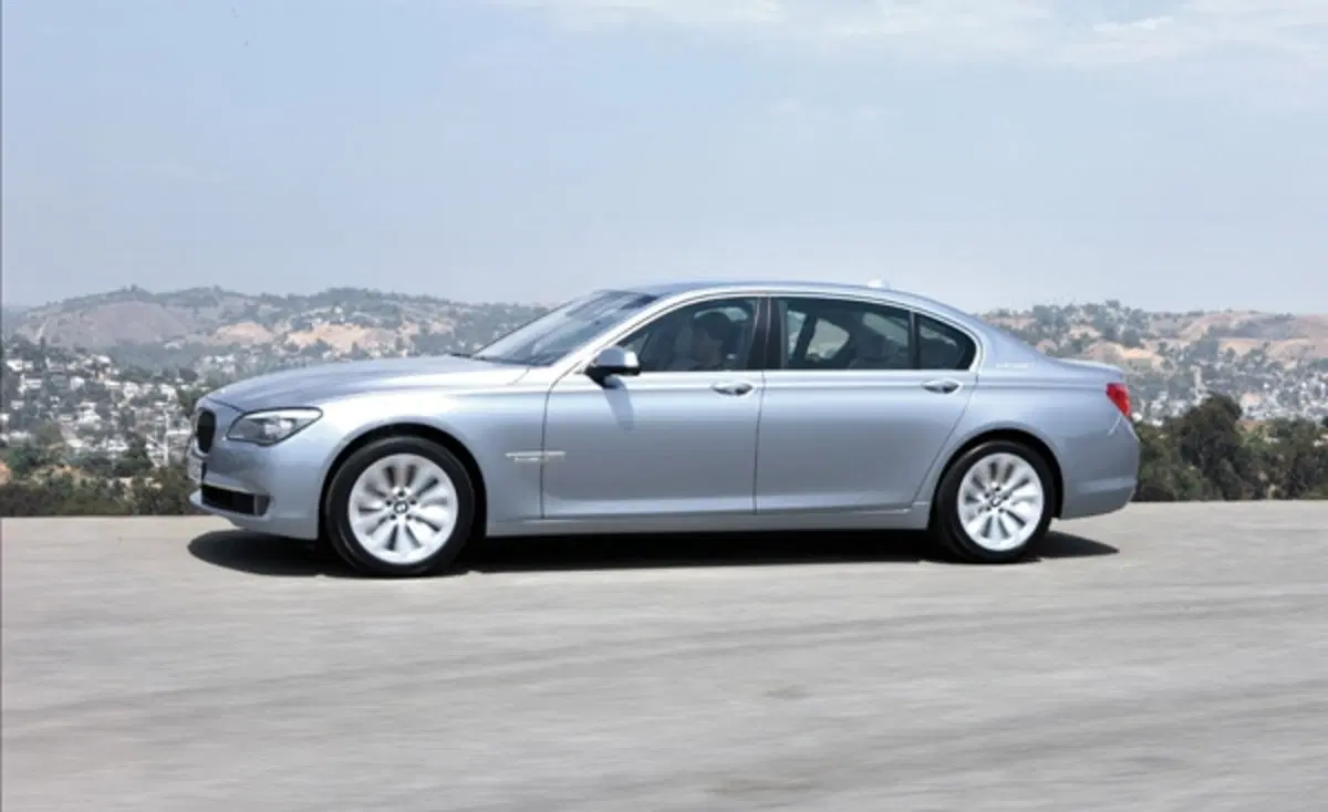 BMW ActiveHybrid 7 (3)