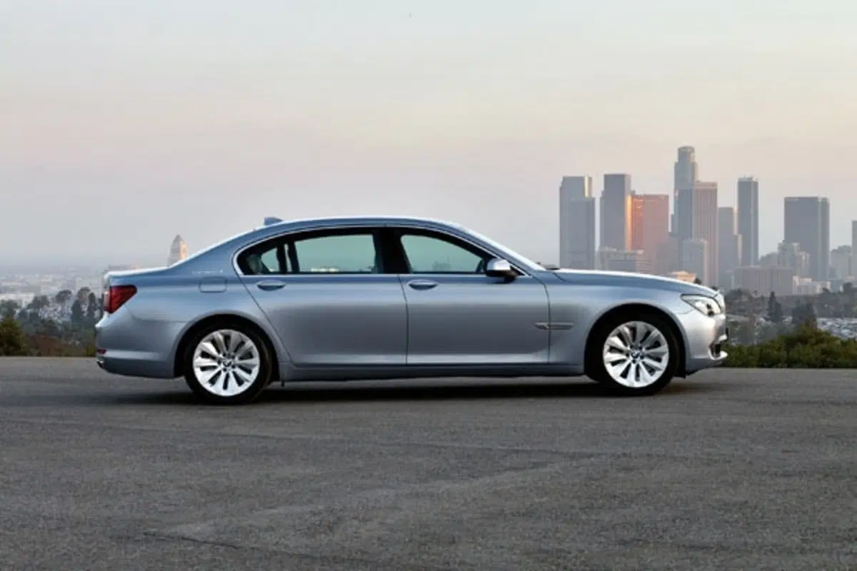 BMW ActiveHybrid 7 (5)