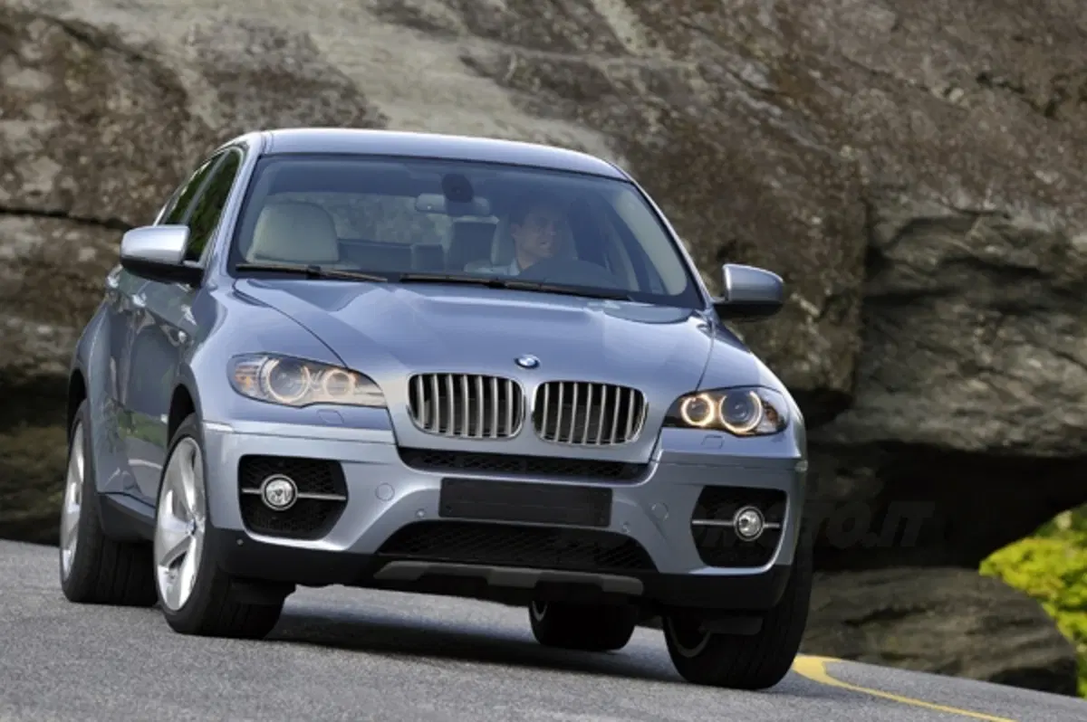 BMW ActiveHybrid X6 (11)