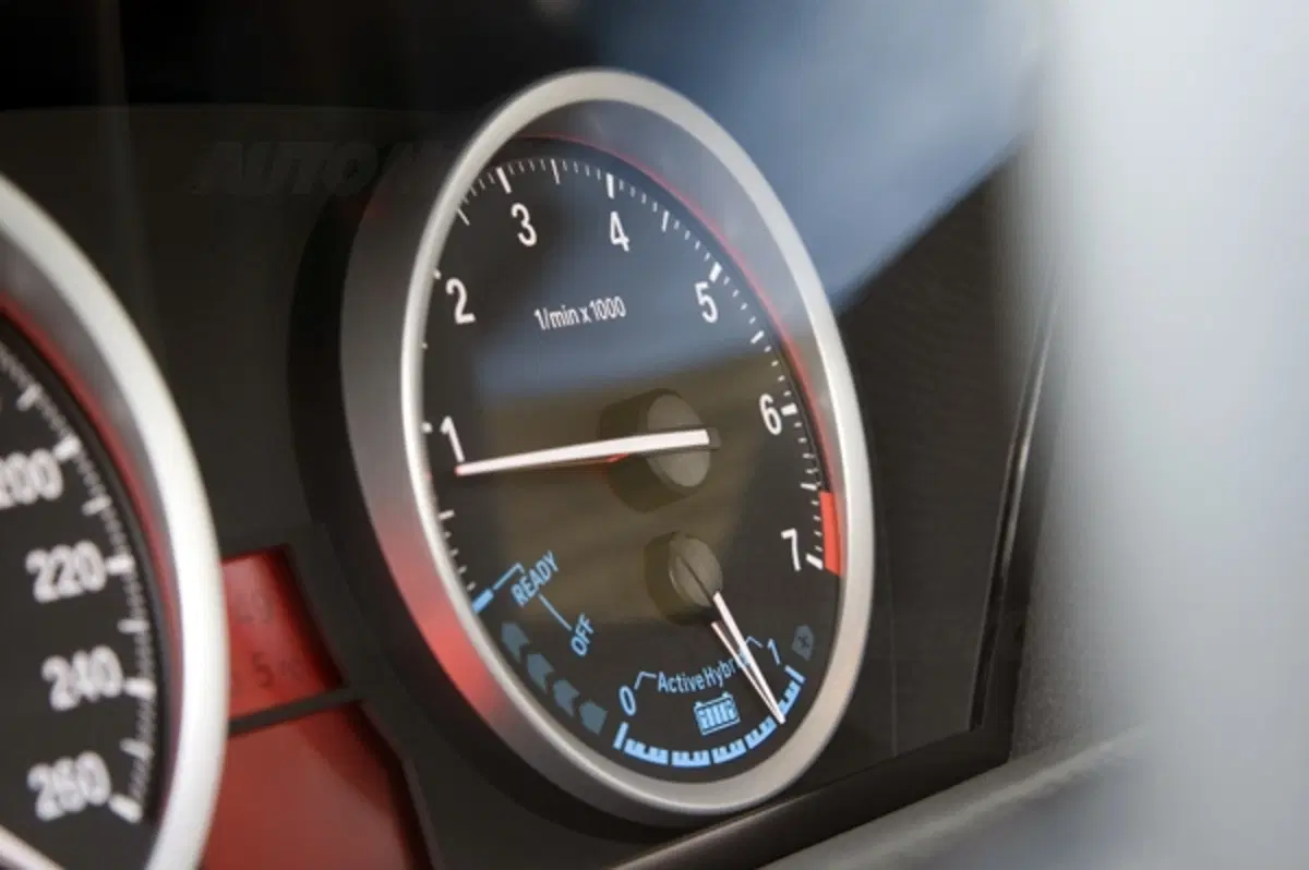 BMW ActiveHybrid X6 (36)