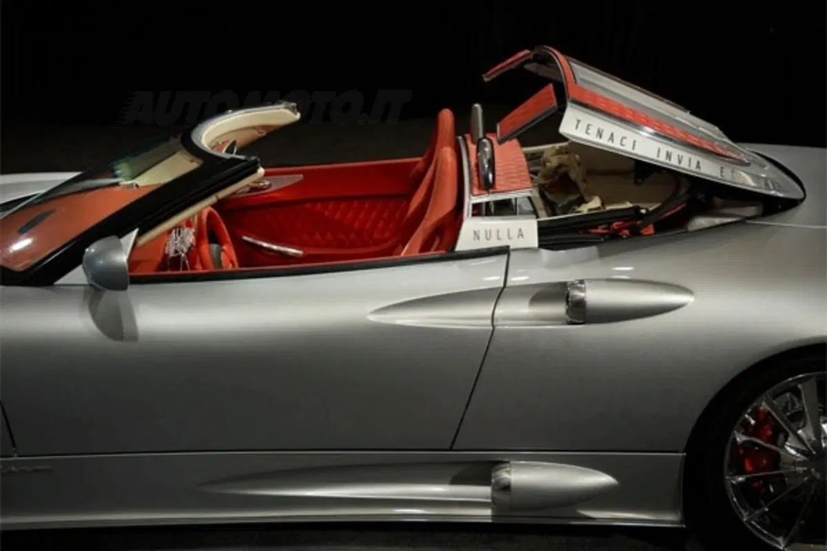 Spyker C8 Aileron Spyder (12)