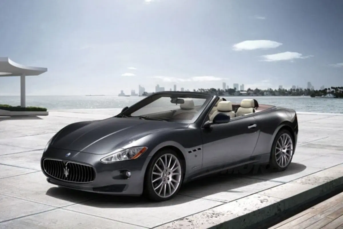 Maserati GranCabrio (2)