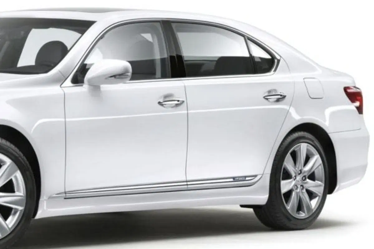 Tris di restyling Lexus a Francoforte (2)