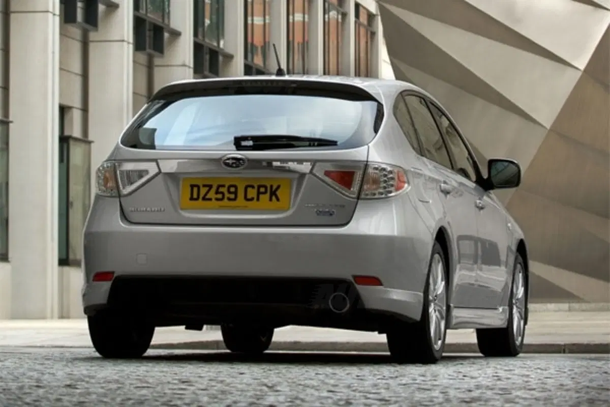 Subaru Impreza 2.0D (4)