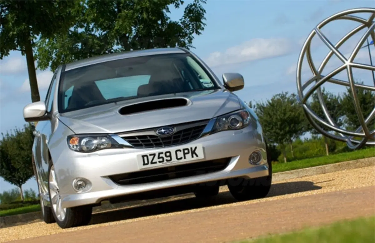 Subaru Impreza 2.0D (5)