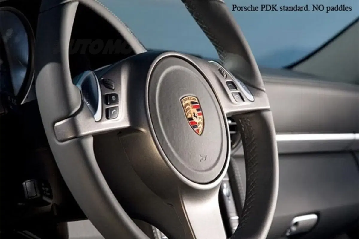 Porsche PDK: ecco i paddles! (5)