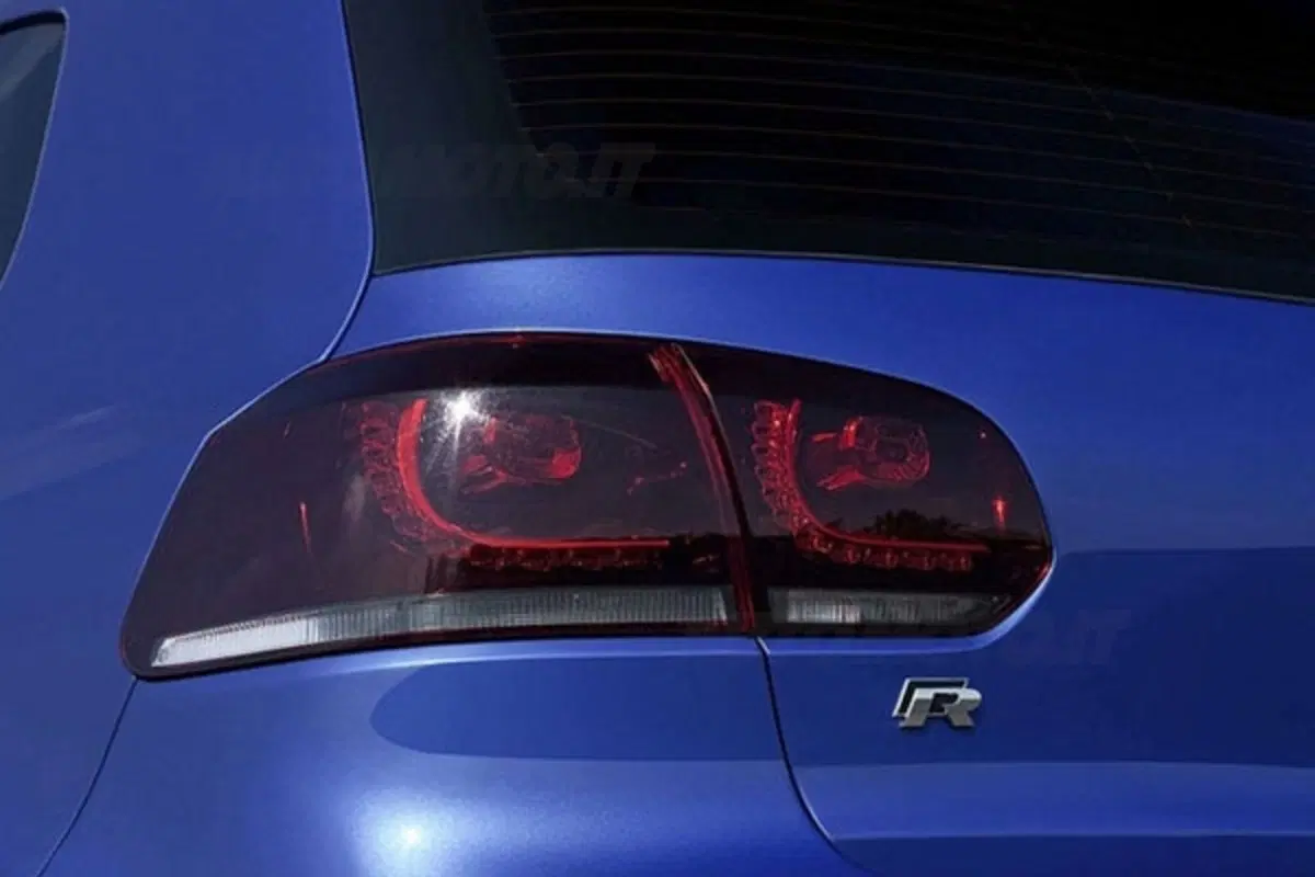 Volkswagen Golf R (12)