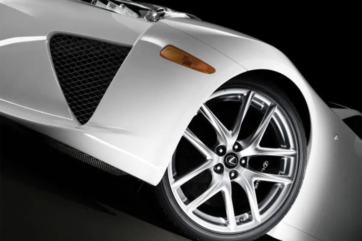 Lexus LFA (8)