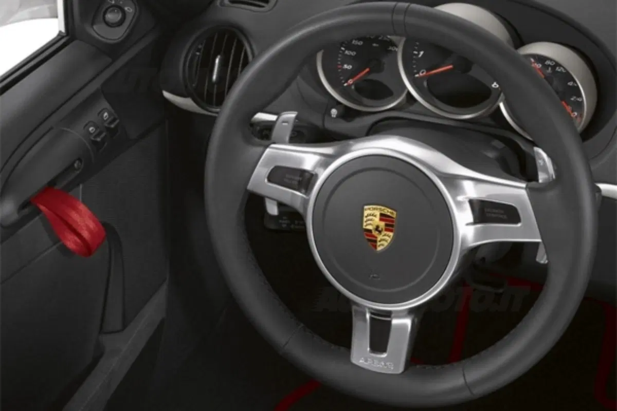Porsche Boxster Spyder (20)