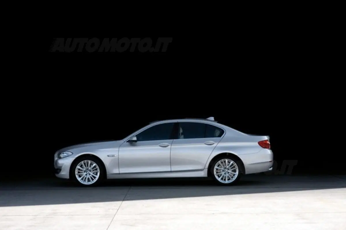 BMW Serie 5 2010 (21)