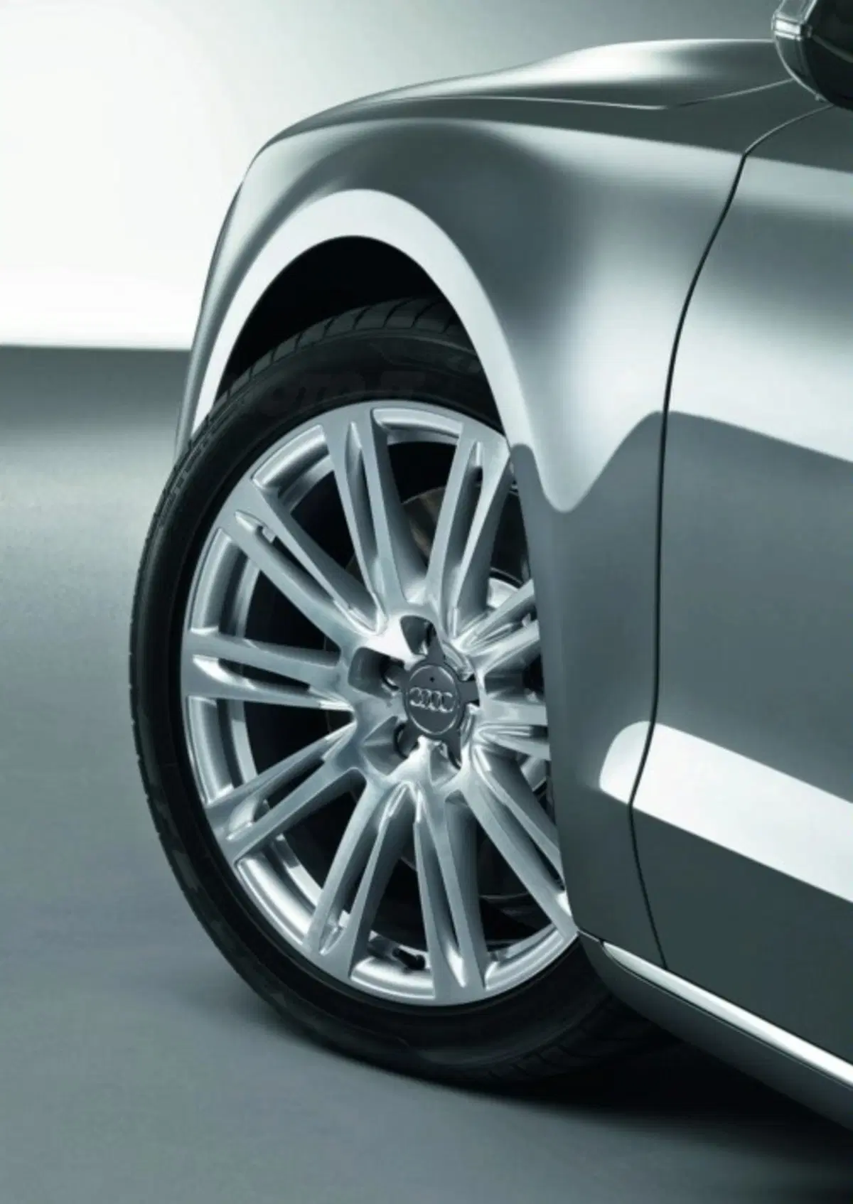 Audi A8 2010 (38)