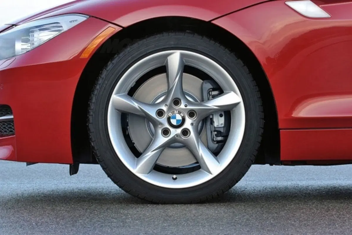 BMW Z4 Roadster sDrive35is (12)