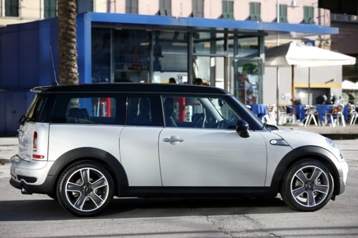 MINI Clubman Soho (2)