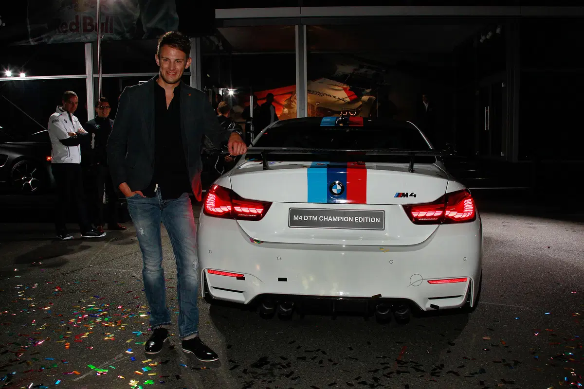 BMW M4 DTM Champion Edition: 200 esemplari celebrano la vittoria del DTM (4)