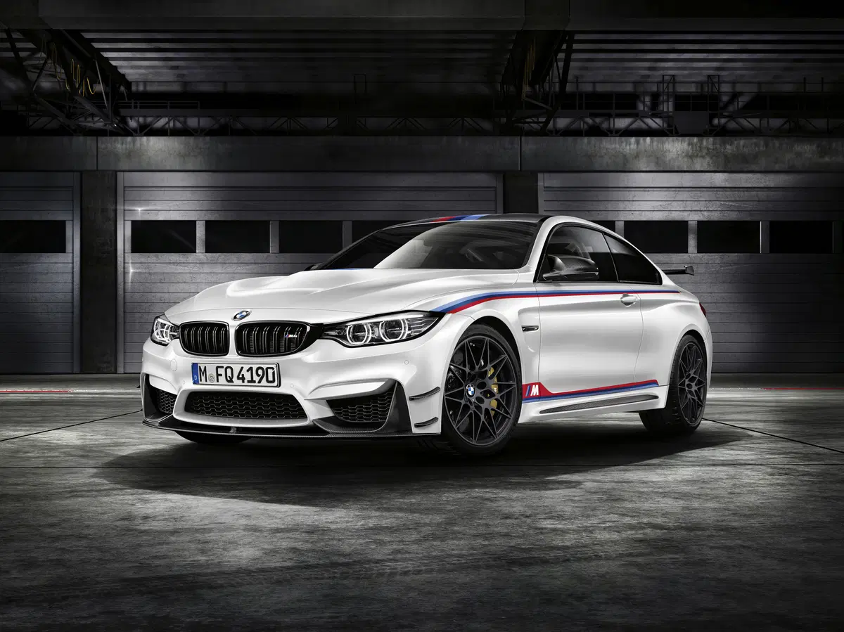 BMW M4 DTM Champion Edition: 200 esemplari celebrano la vittoria del DTM (5)