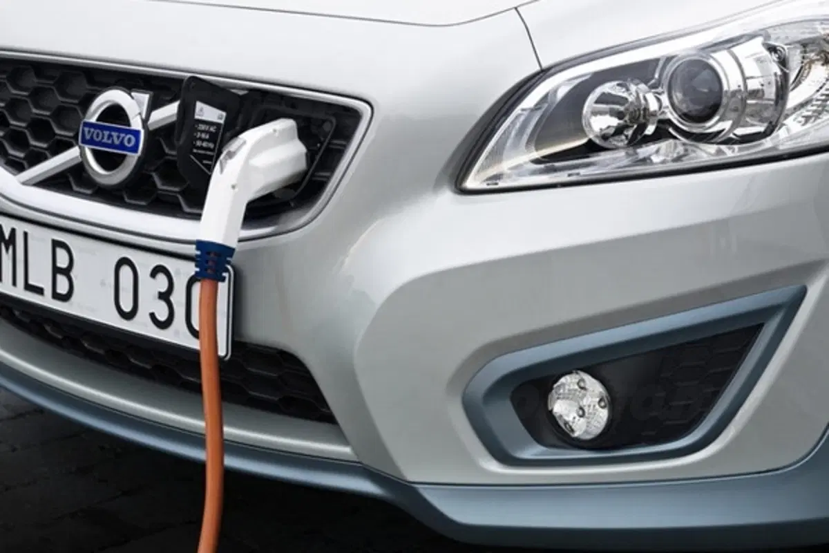 Volvo C30S (13)