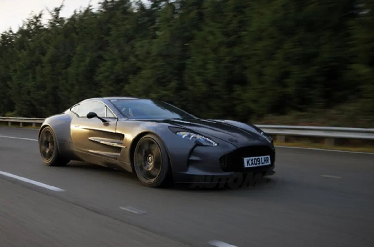 354,86 km/h per la Aston Martin One-77