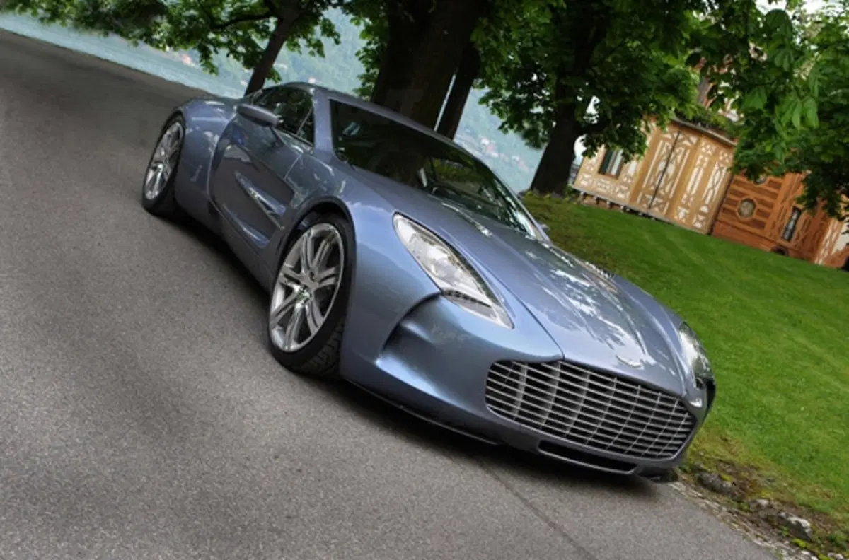 354,86 km/h per la Aston Martin One-77 (10)